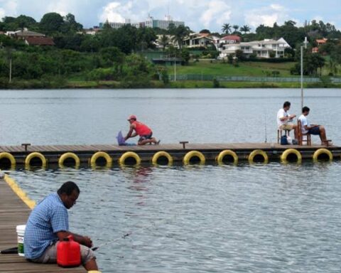 Deck do Lago Paranoá. Foto: Jamila Tavares