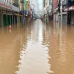 Porto Alegre inundada após chuvas