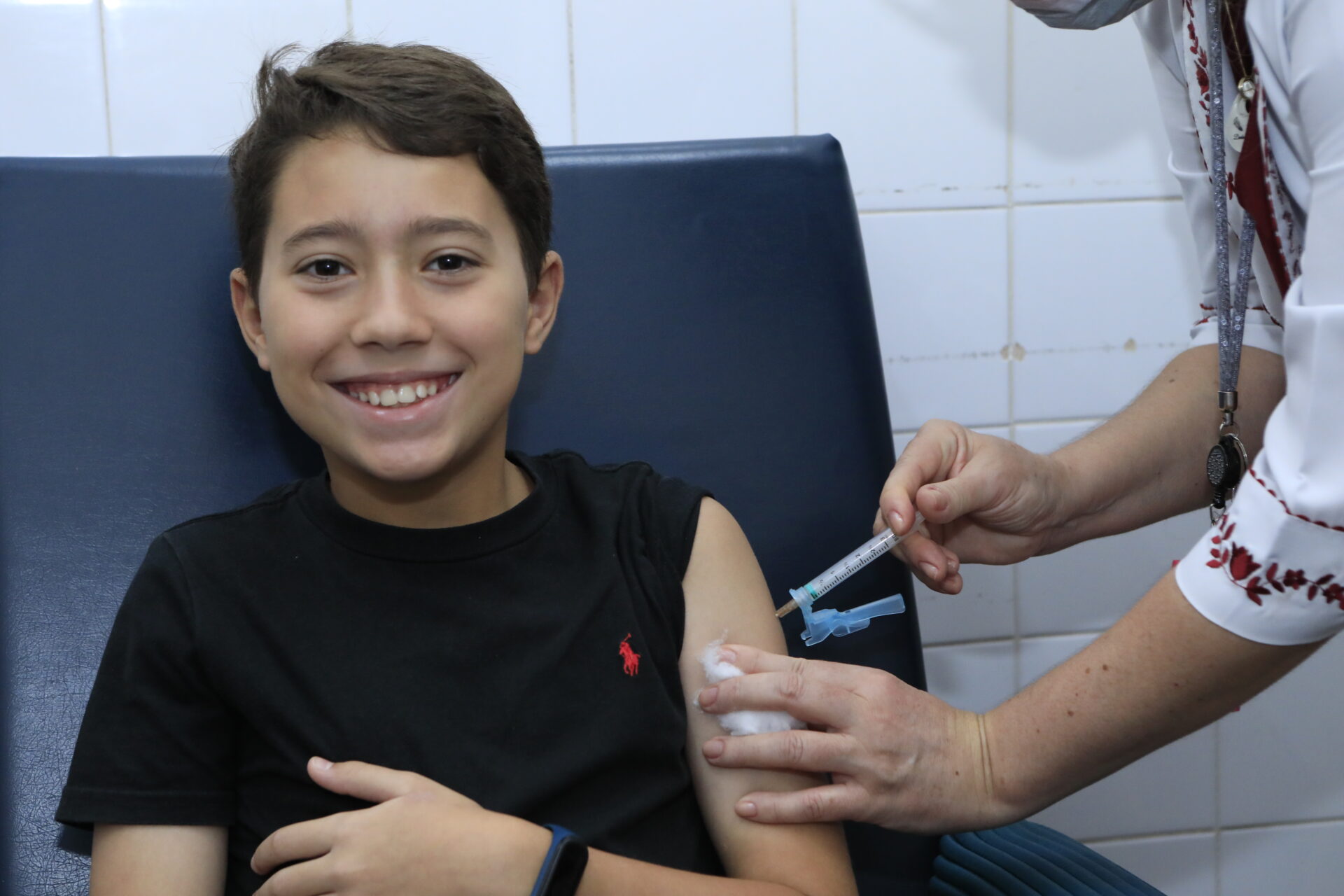 Metade das doses da vacina contra dengue segue sem aplicação