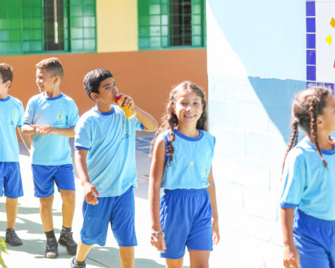 Concurso DF: Mais de 10 mil vagas para Educação pública
